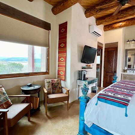 The Grand Hacienda Inn With Breakfast Abiquiu Екстериор снимка