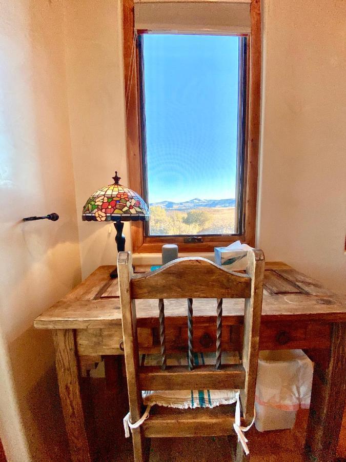 The Grand Hacienda Inn With Breakfast Abiquiu Екстериор снимка