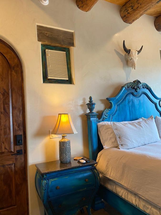 The Grand Hacienda Inn With Breakfast Abiquiu Екстериор снимка
